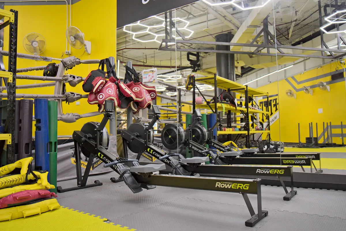 Rameurs et matériel cardio — FITFAC Ekkamai