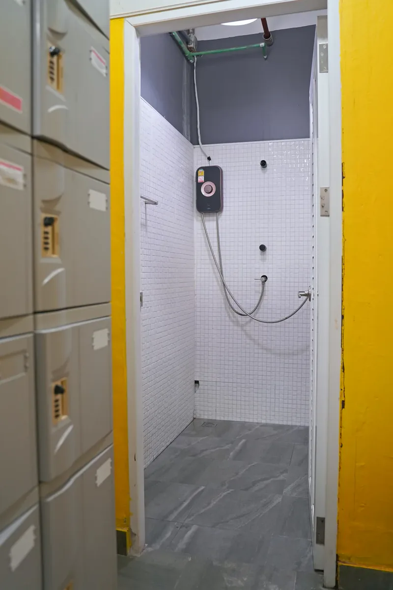 Kamar mandi shower — FITFAC Rama 9