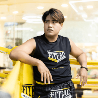 ครูชิต ครูมวยสากล FITFAC สาขาเลียบด่วน